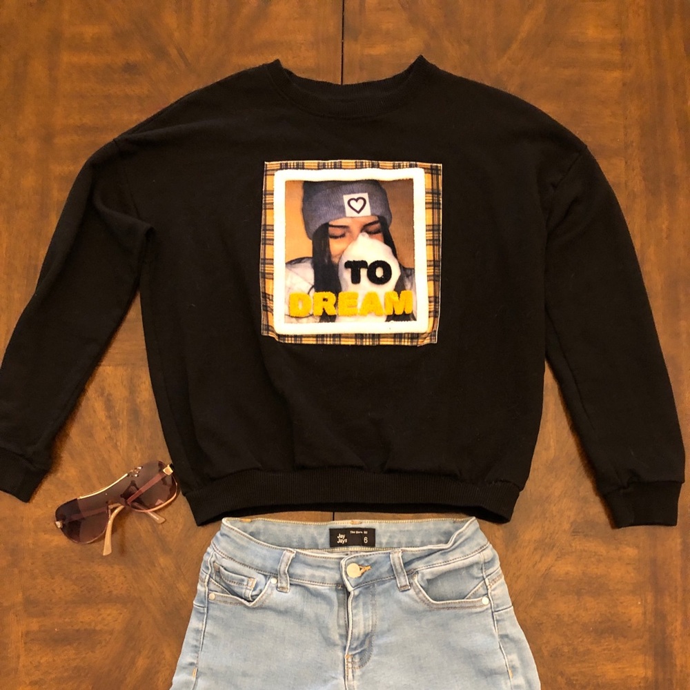 Cute “OVS kids” sweater.